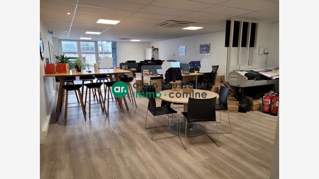 A louer local 200m² ZAC La Chapelle sur Erdre