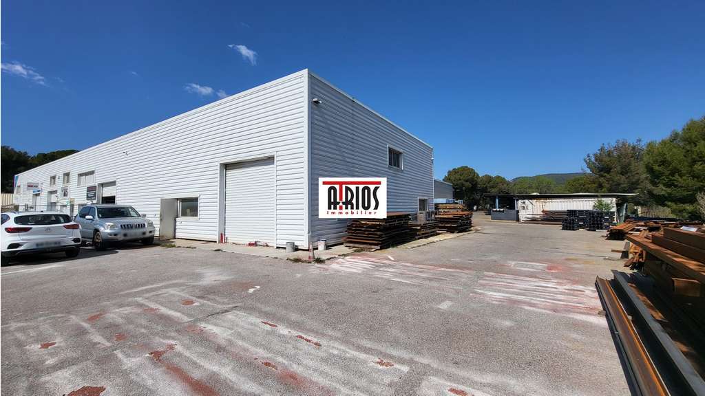 Local activité 300m² à louer La Ciotat Athélia IV