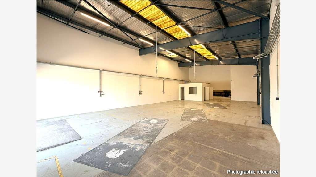 A louer local d'activité 640m² ZI La Garde