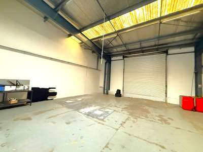 Location Locaux d'activités - Entrepôts à La Garde