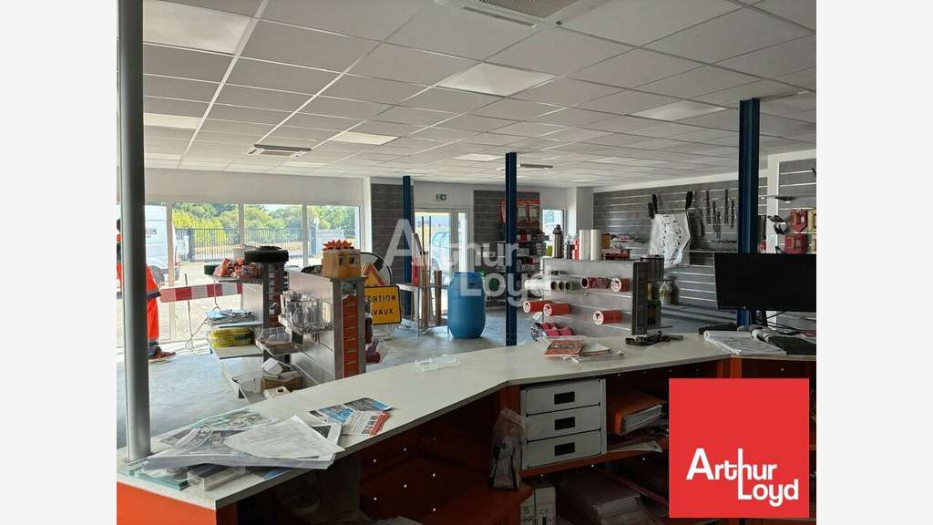Local d'activité 550m² à louer à La Roche-sur-Yon