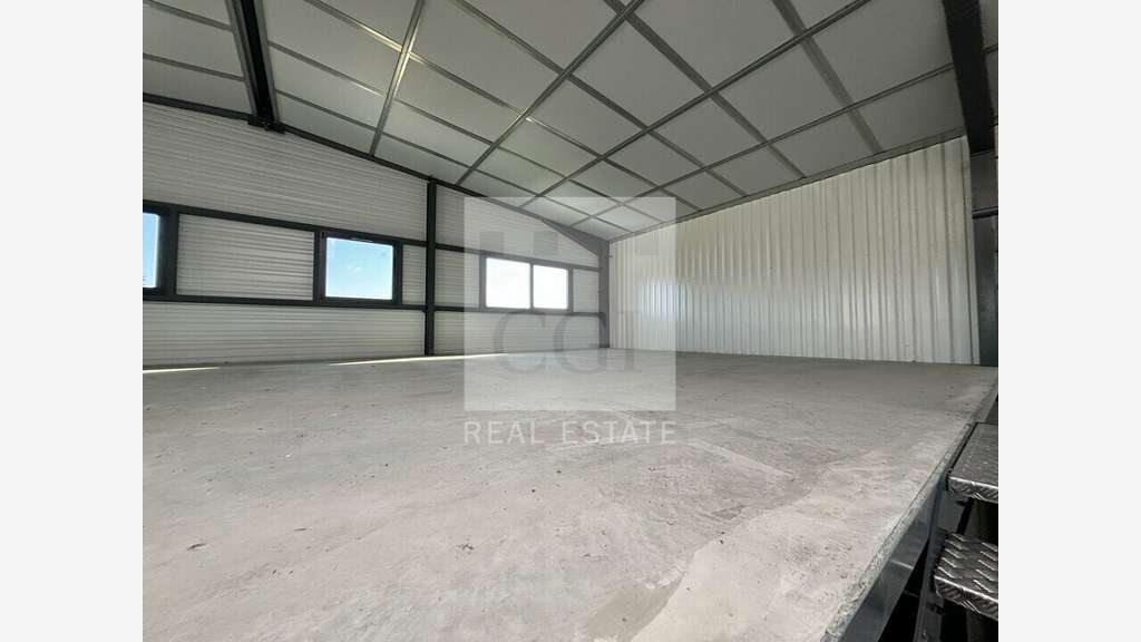 A louer local neuf 370m² à La Tour-de-Salvagny