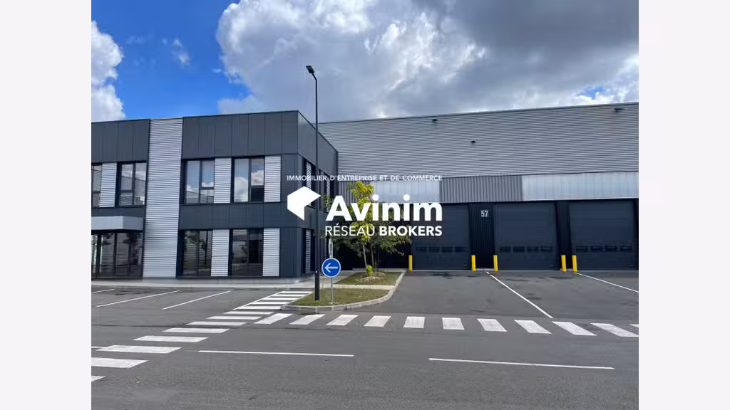 A louer cellule d'activité 3339m² ZI Le Bourget