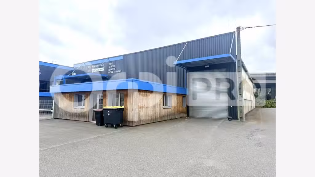 A louer bâtiment 535m² et terrain 2475m² au Havre