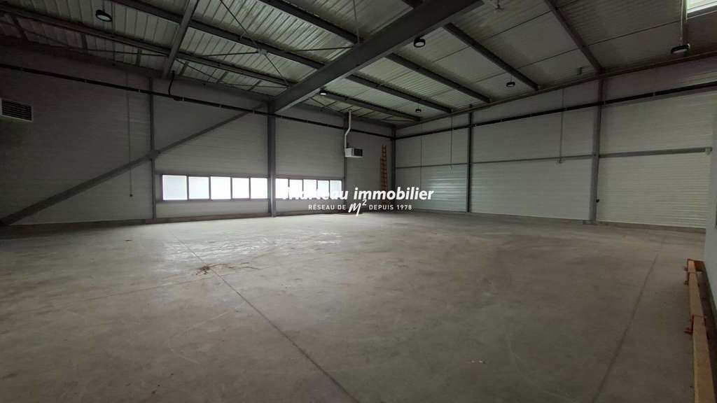 A louer local d'activité 500m² Le Mans Sud