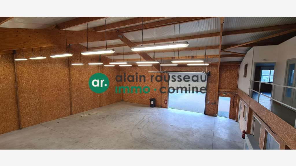 A louer local d'activité 313m² à Angers Est