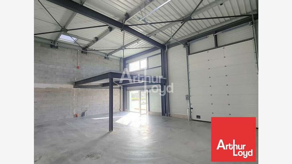 Local d'activité 380m² à louer aux Sables d'Olonne