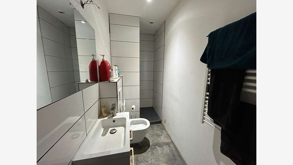 A louer local d'activité 210m² à Loire-Authion