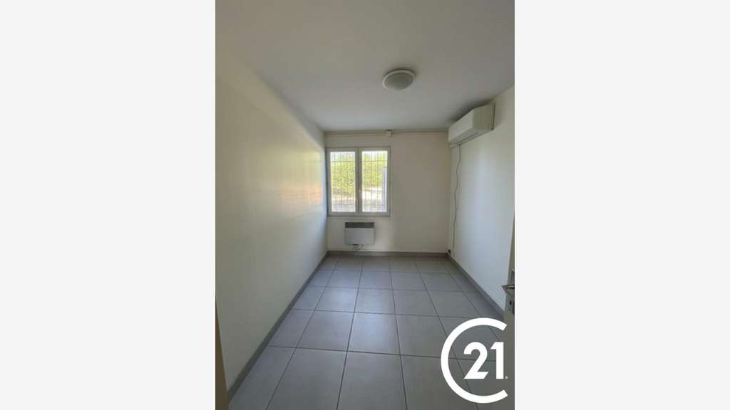 Local activité 290m² sur 1185m² à louer Malissard