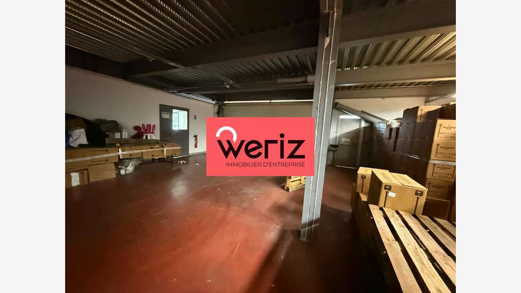 Local d'activité 1896m² à louer à Marseille 12e