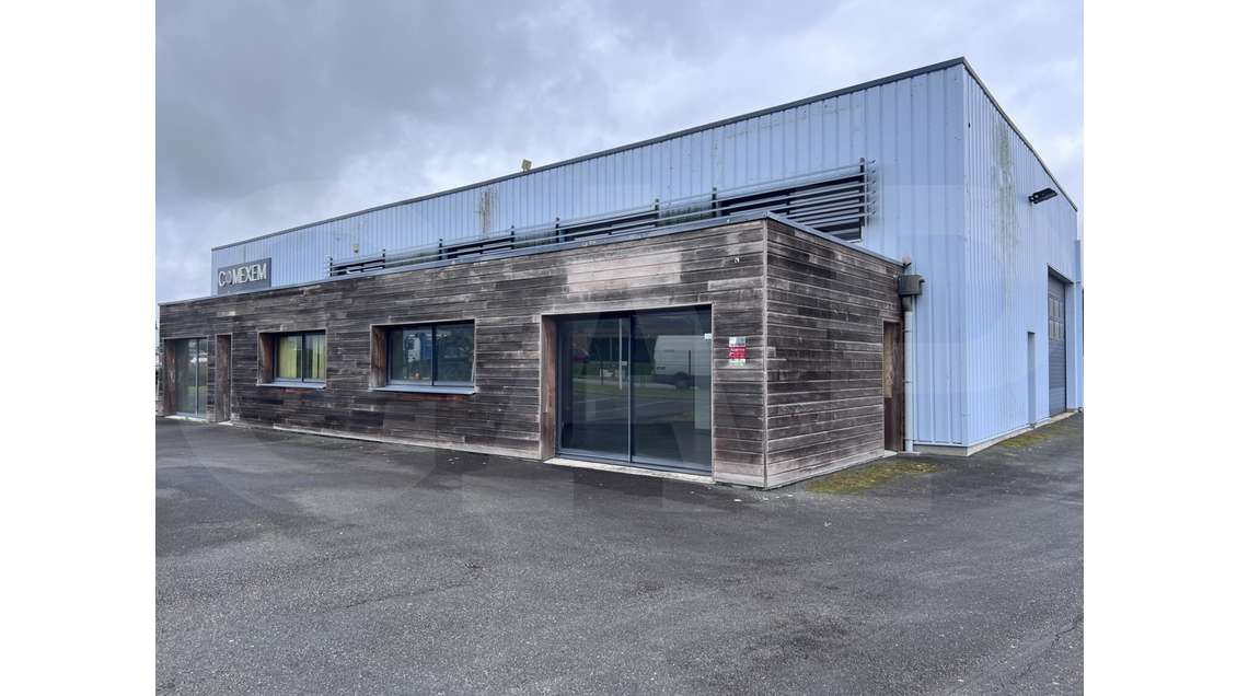 A louer local 560m² à Mellac Zone de Kervidanou