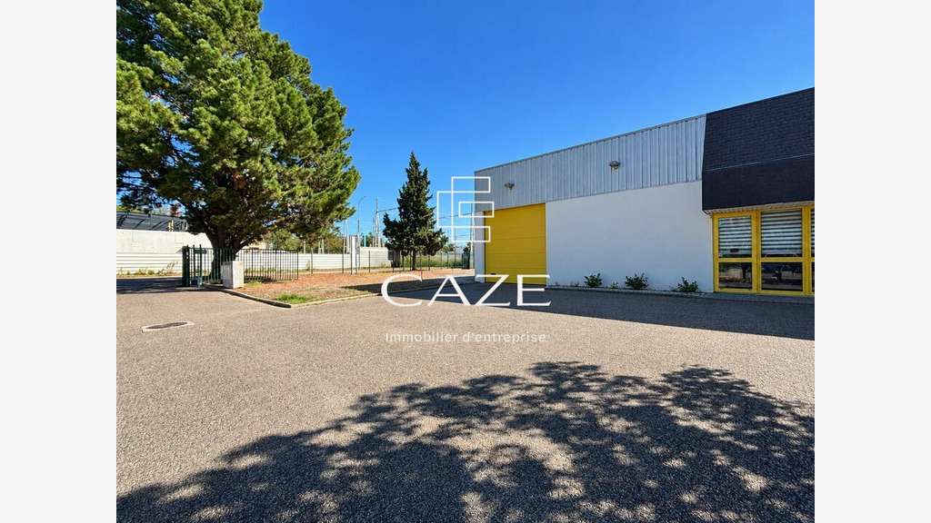 Local d'activité 365m² à louer à Mérignac
