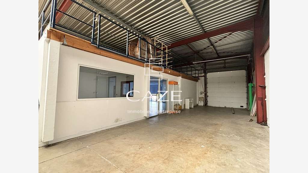 Local d'activité 365m² à louer à Mérignac