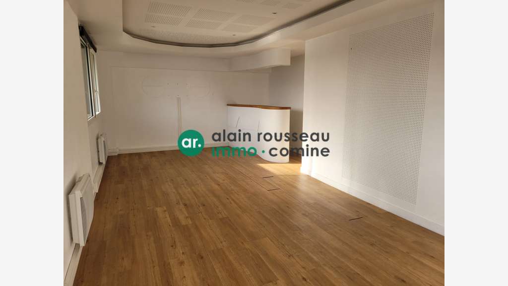 A louer local mixte 820m² à La Chapelle-sur-Erdre