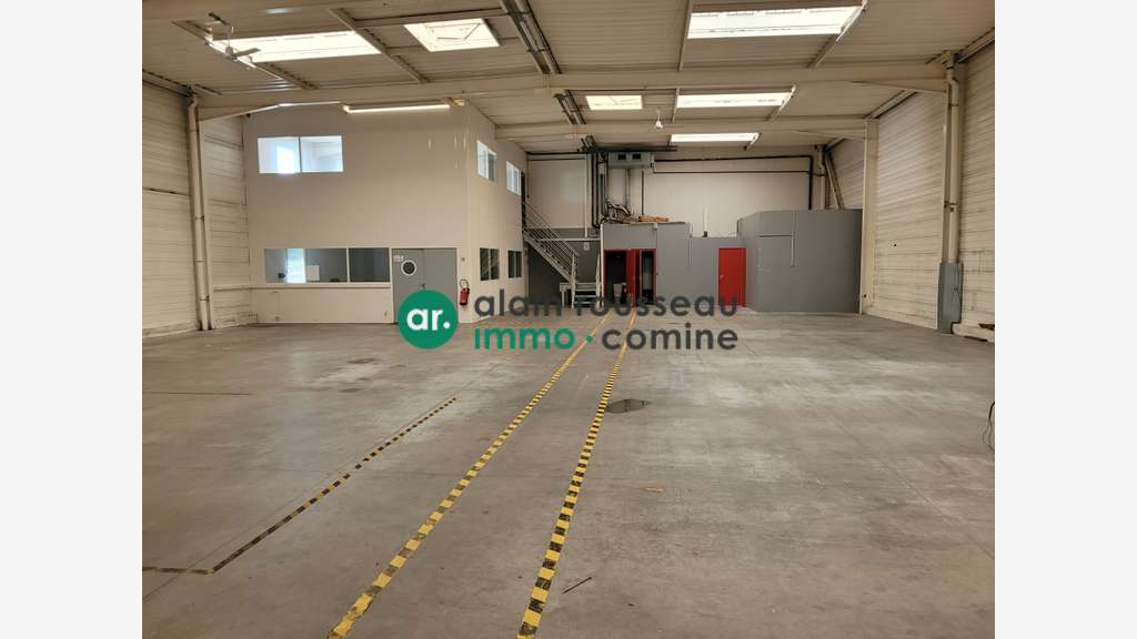 A louer local mixte 820m² à La Chapelle-sur-Erdre