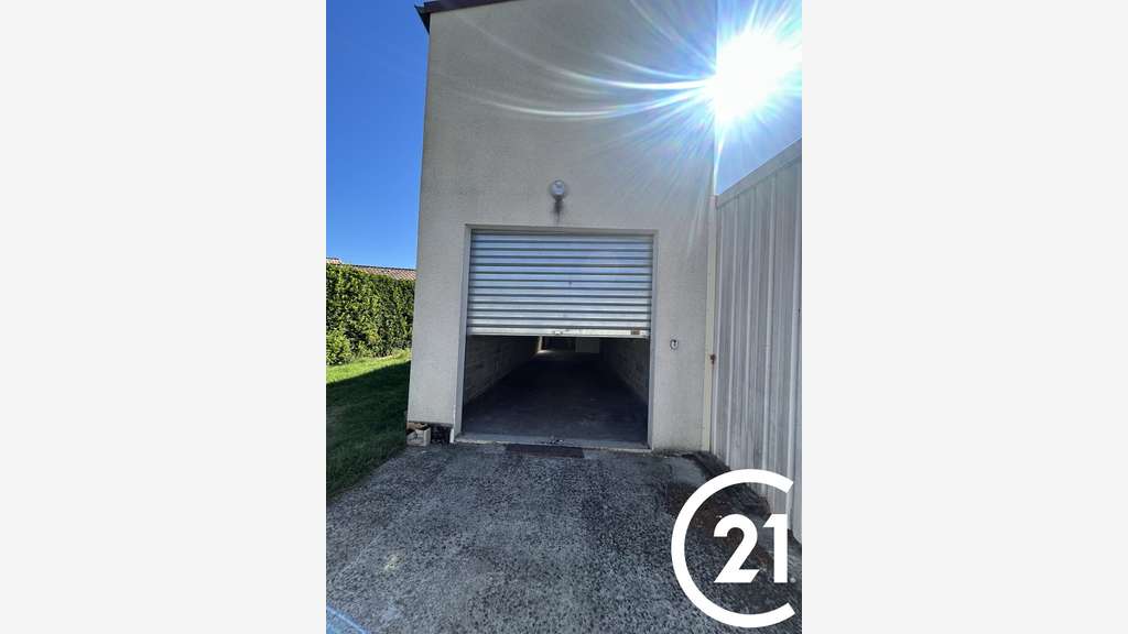 Local 80m² à louer sur Montélier