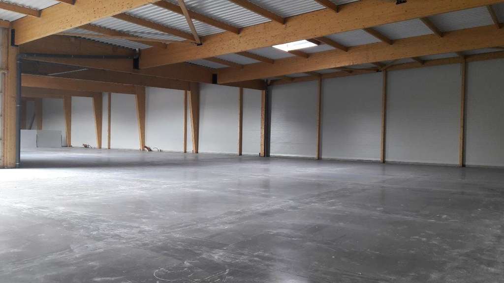 A louer local d'activités 1080m² à Montivilliers 