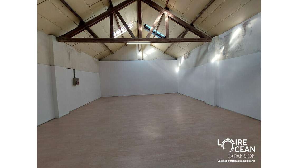 A louer local activité 160m² en ZI Sud de Nantes
