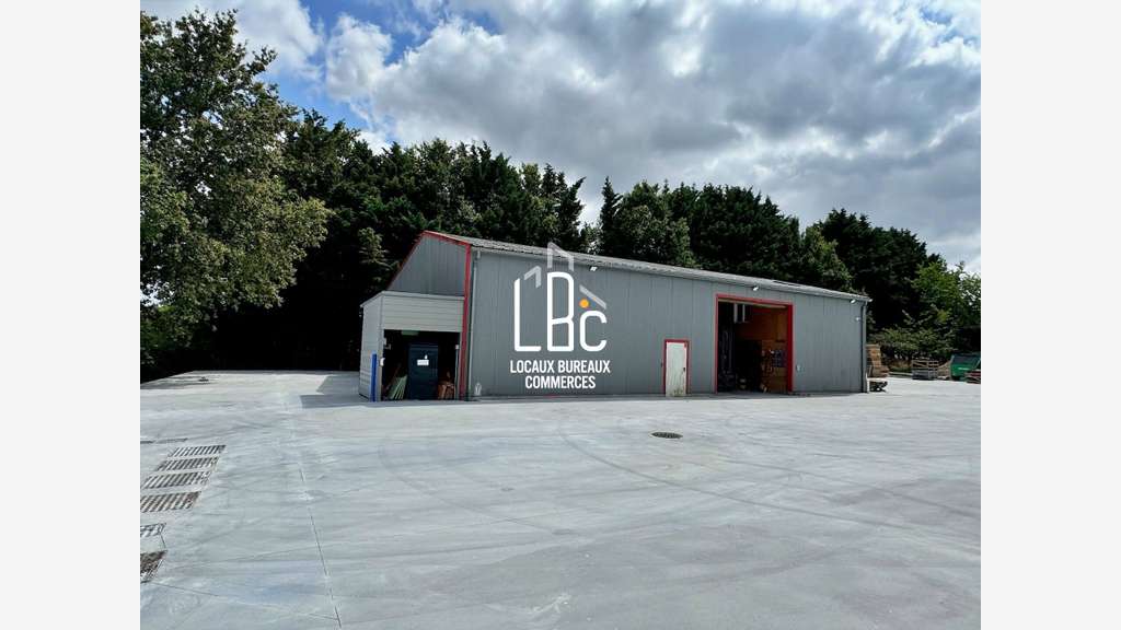 A louer local d'activité 125m² à Thouaré-sur-Loire