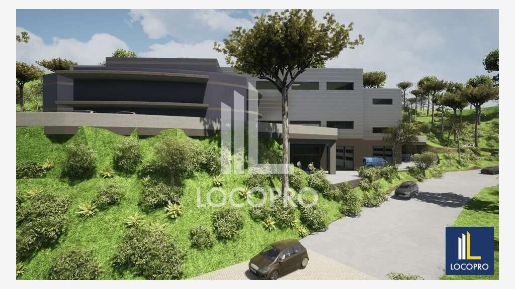 Local d'activité 1326m² à louer à Nice