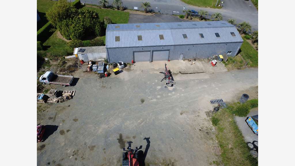 A louer local d'activité 300m² à Pédernec