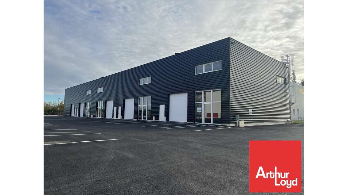 Local 289m² à louer à Poitiers Rocade Ouest