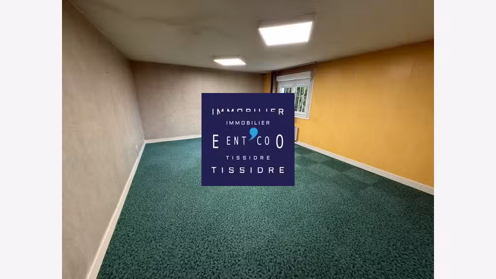 Local artisanal 267m² à louer agglo d'Agen