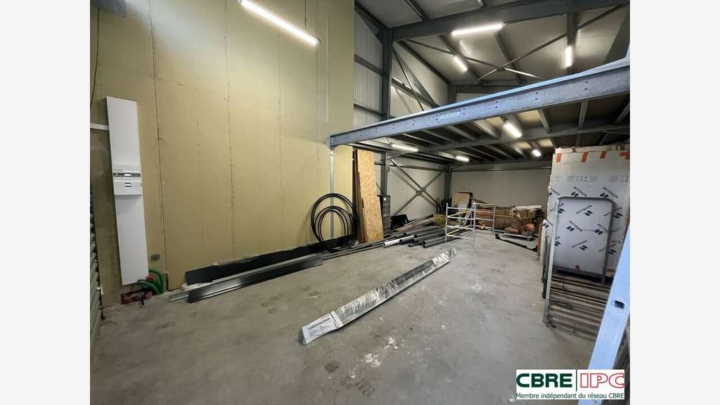 Location local d'activités 90m² à Ondres