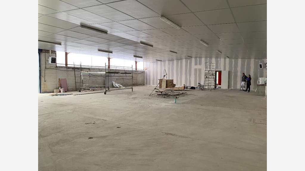Loue local d'activité 430m² rénové à Angers