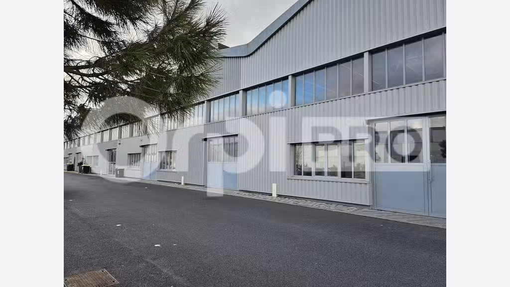 A louer local d'activité 340m² à Reims