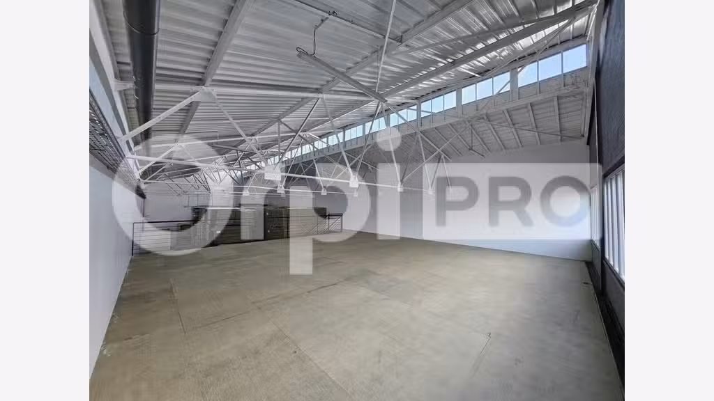 A louer local d'activité 340m² à Reims