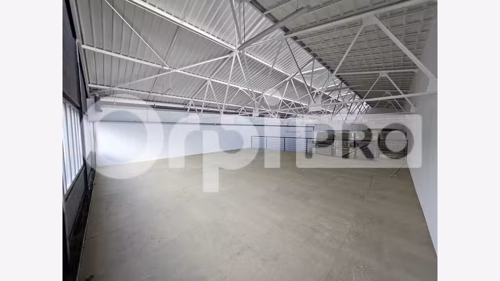 A louer local d'activité 340m² à Reims