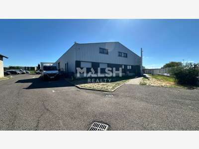 Locaux 1455m² à louer à Rillieux-la-Pape