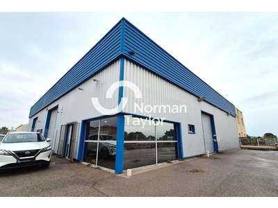 Location Locaux d'activités - Entrepôts à Saint-Estève