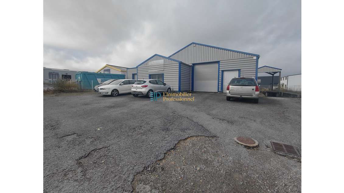 A louer local d'activité 342m² ZA Saint-Évarzec