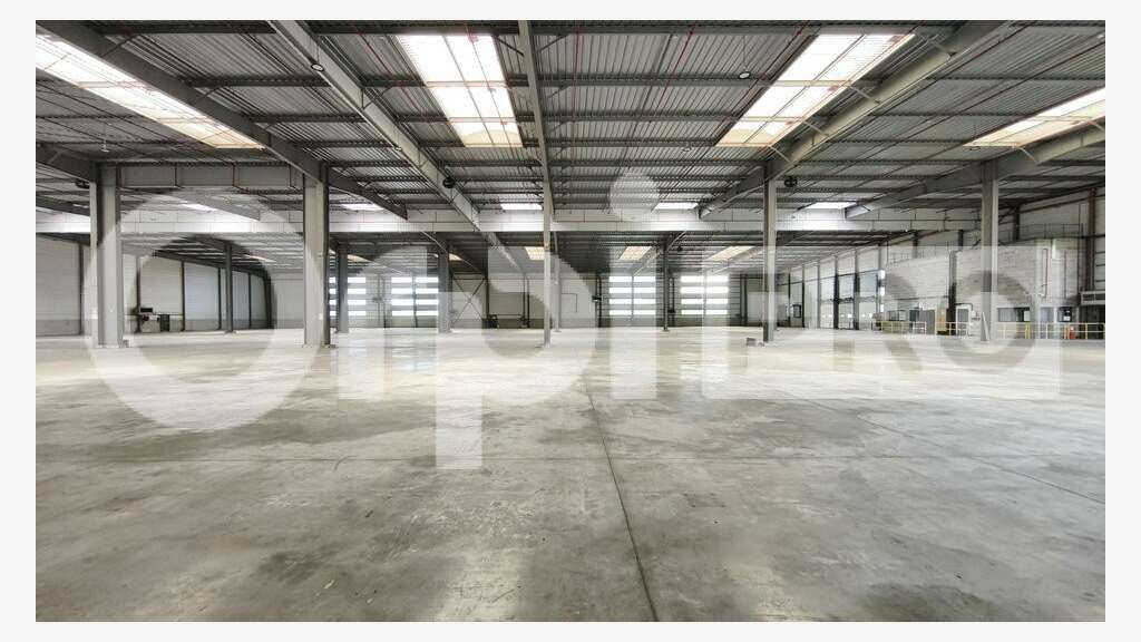 Bâtiment indépendant à louer 6734m² St-Michel/Orge