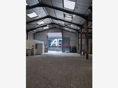 A louer local d'activité 1562m² à Saint Nazaire