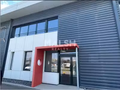 Local avec quai PL à Saint-Quentin-Fallavier