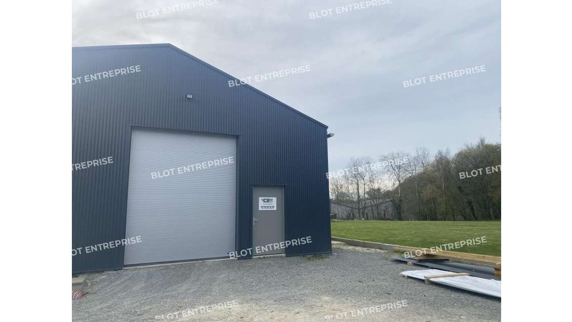 A louer local d'activités à Saint-Samson-sur-Rance