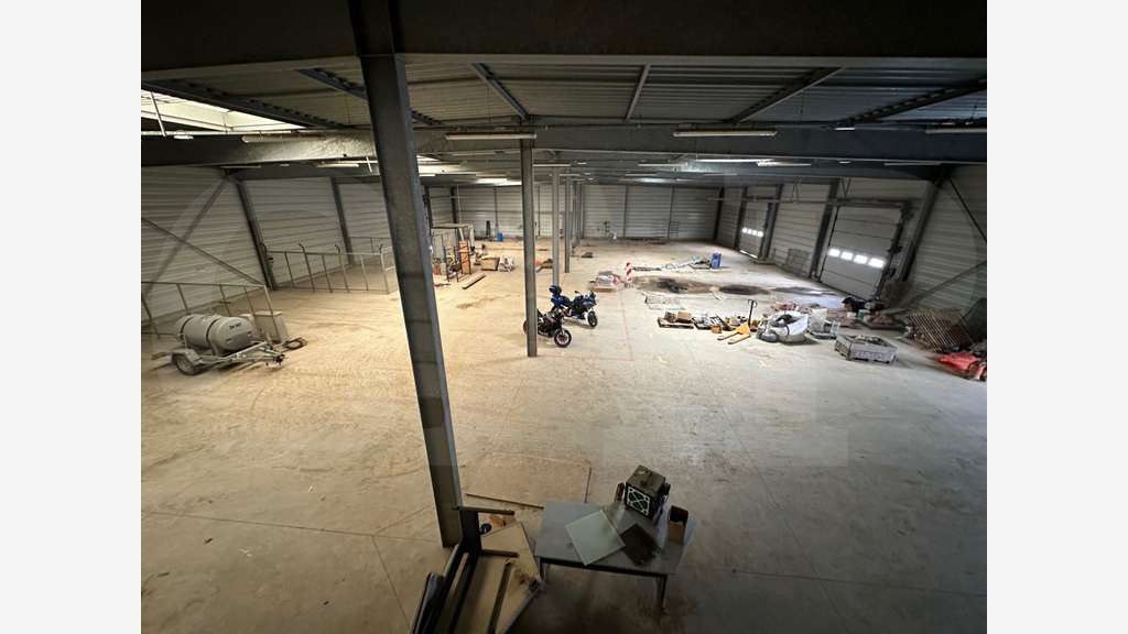 Local d'activité 1901m² à Saint sauveur des Landes