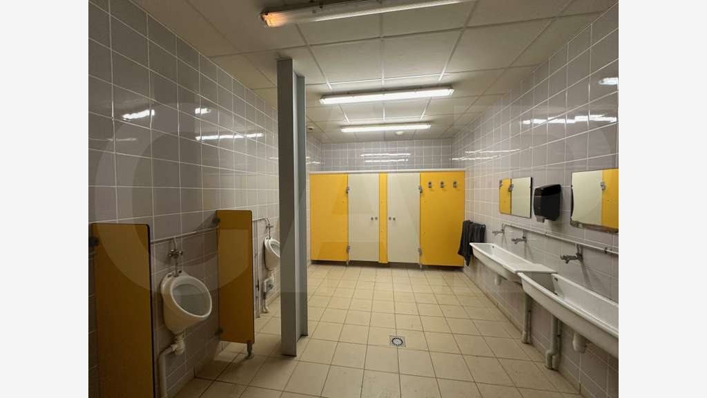 Local d'activité 1901m² à Saint sauveur des Landes
