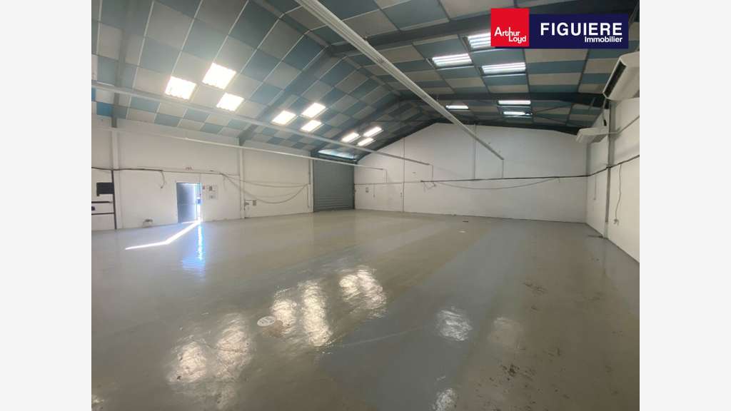 Local d'activités 308m² à louer ZAC de la Gandonne