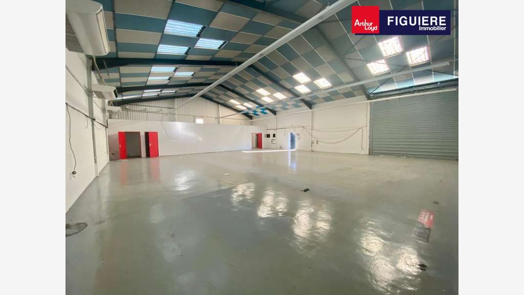 Local d'activités 308m² à louer ZAC de la Gandonne