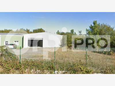Local 288m² à louer forte visibilité à Sanguinet 
