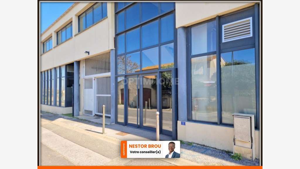 Locaux d'activité à louer 318m² à Sète Hôpital