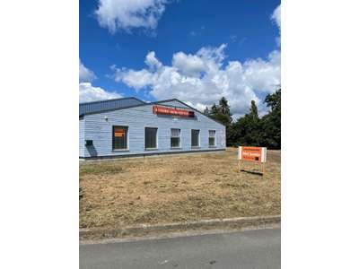 Location Locaux d'activités - Entrepôts à Sillé-le-Guillaume