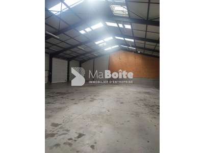 Location Locaux d'activités - Entrepôts à Saint-Germain-Laval