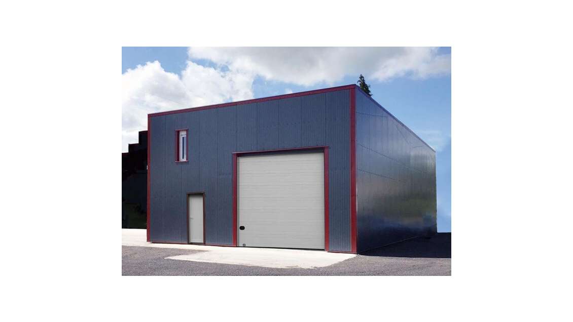 Entrepôt 200m² à louer St Nazaire Zone de Brais 