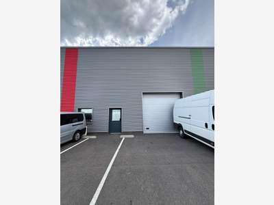 Local d'activité 260m² à Bretteville sur Odon