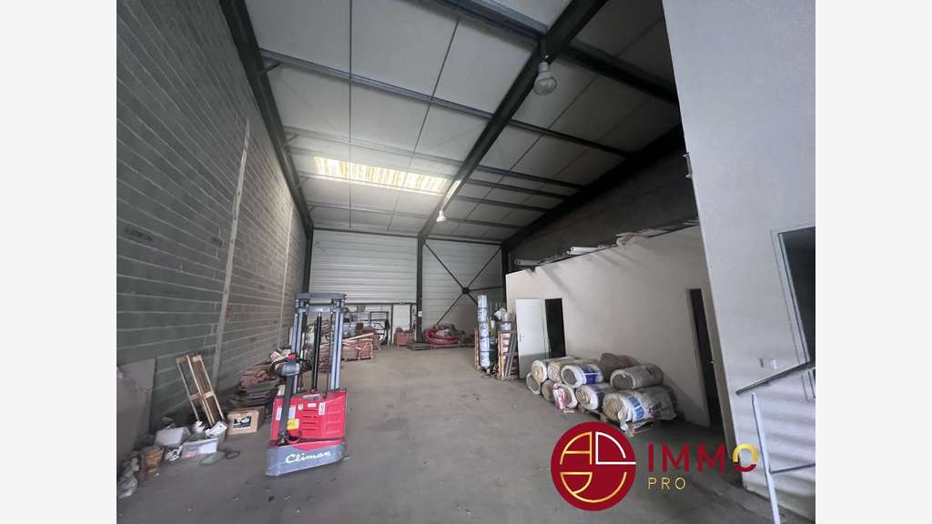 Location local d'activité 383m² à Tournefeuille